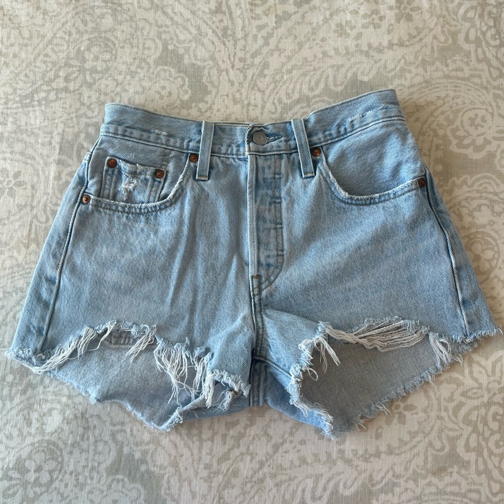 Levi - 501 denim shorts